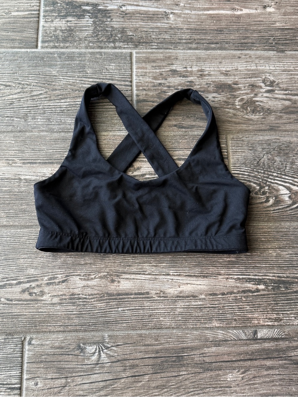 Years Of Ours Women’s Black Cross-Back Sports Bra